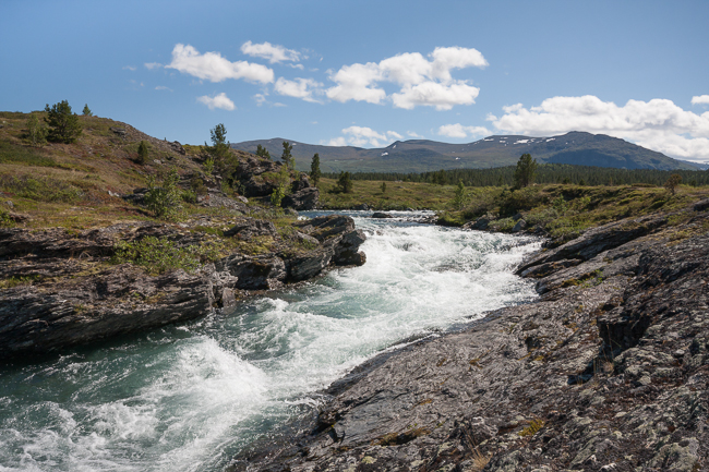 Rover along road 51 (Jotunheimen National Park, Norway)