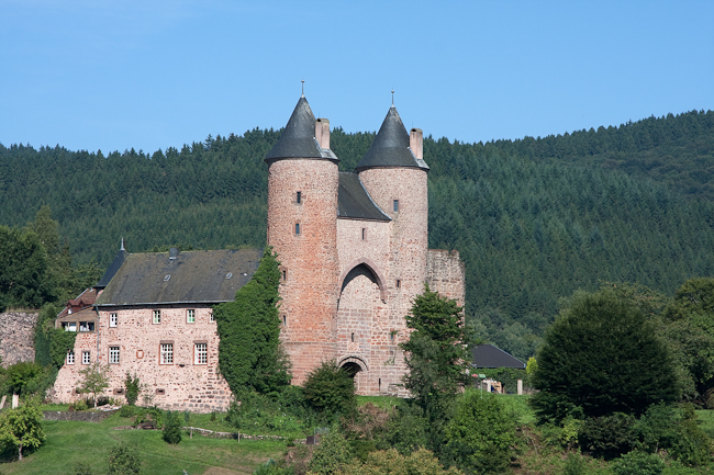 Bertradaburg (Mürlenbach, Germany)