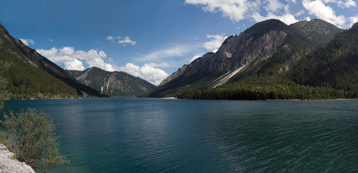 Plansee panorama (Tirol, Austria)